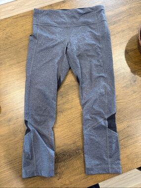 lululemon athletica Gray Heather Crop Leggings with Black Panels